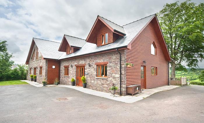 Crai Valley Eco Lodges